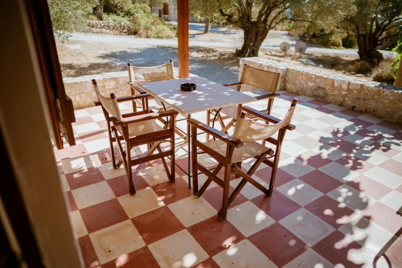 Seafront Traditional Stone House In Sunset Olive Grove - B Villa Alyfanta Dış mekan fotoğraf